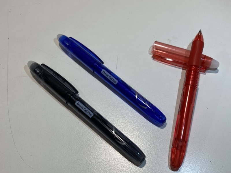 eraser gel pen